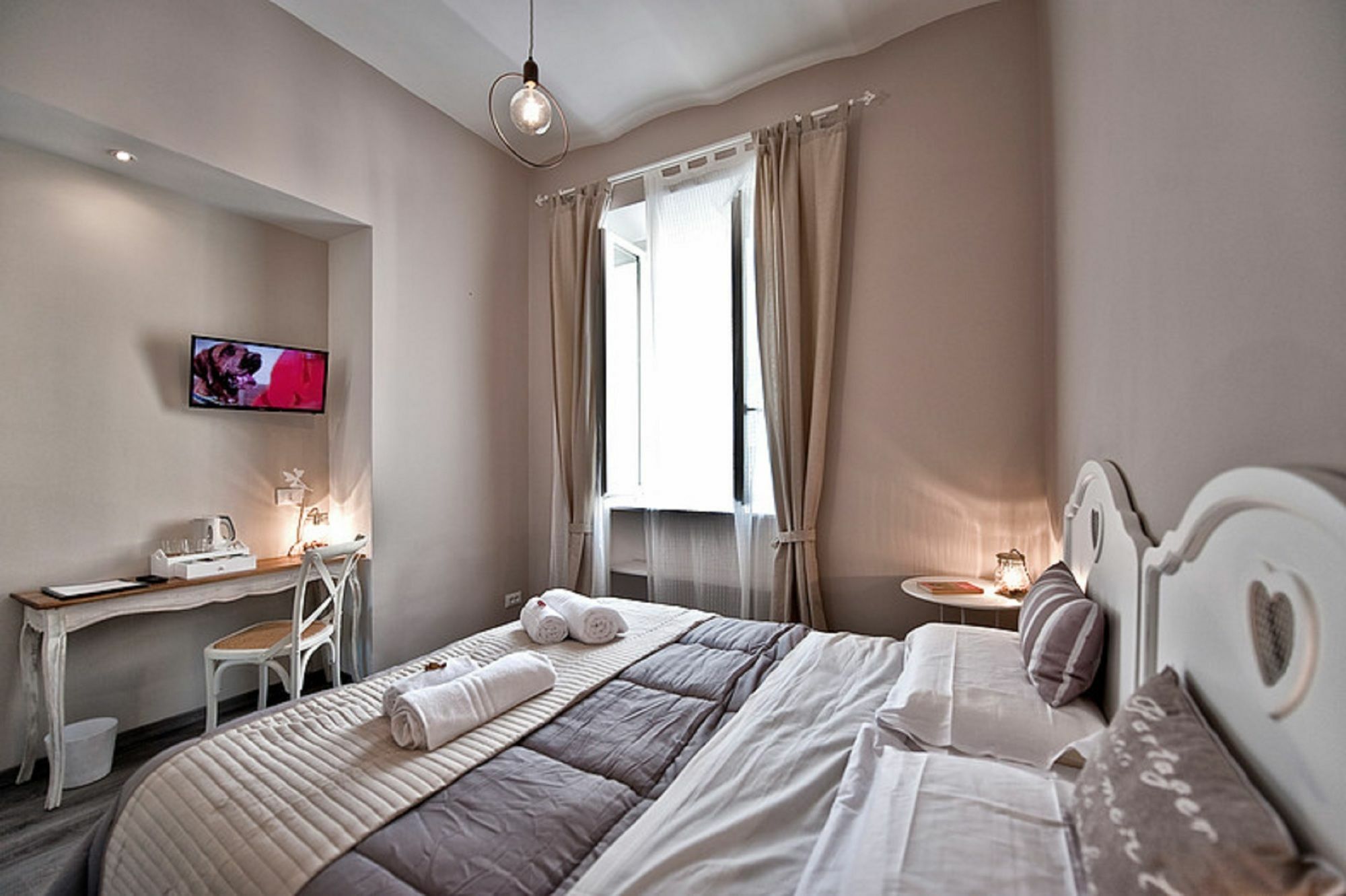 Bed and breakfast Tinkerbell 2*